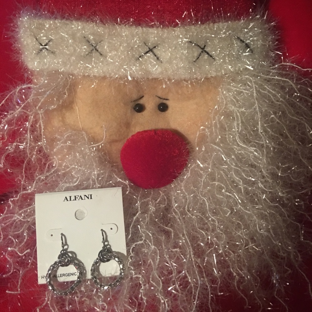 NWT-Alfani Earrings